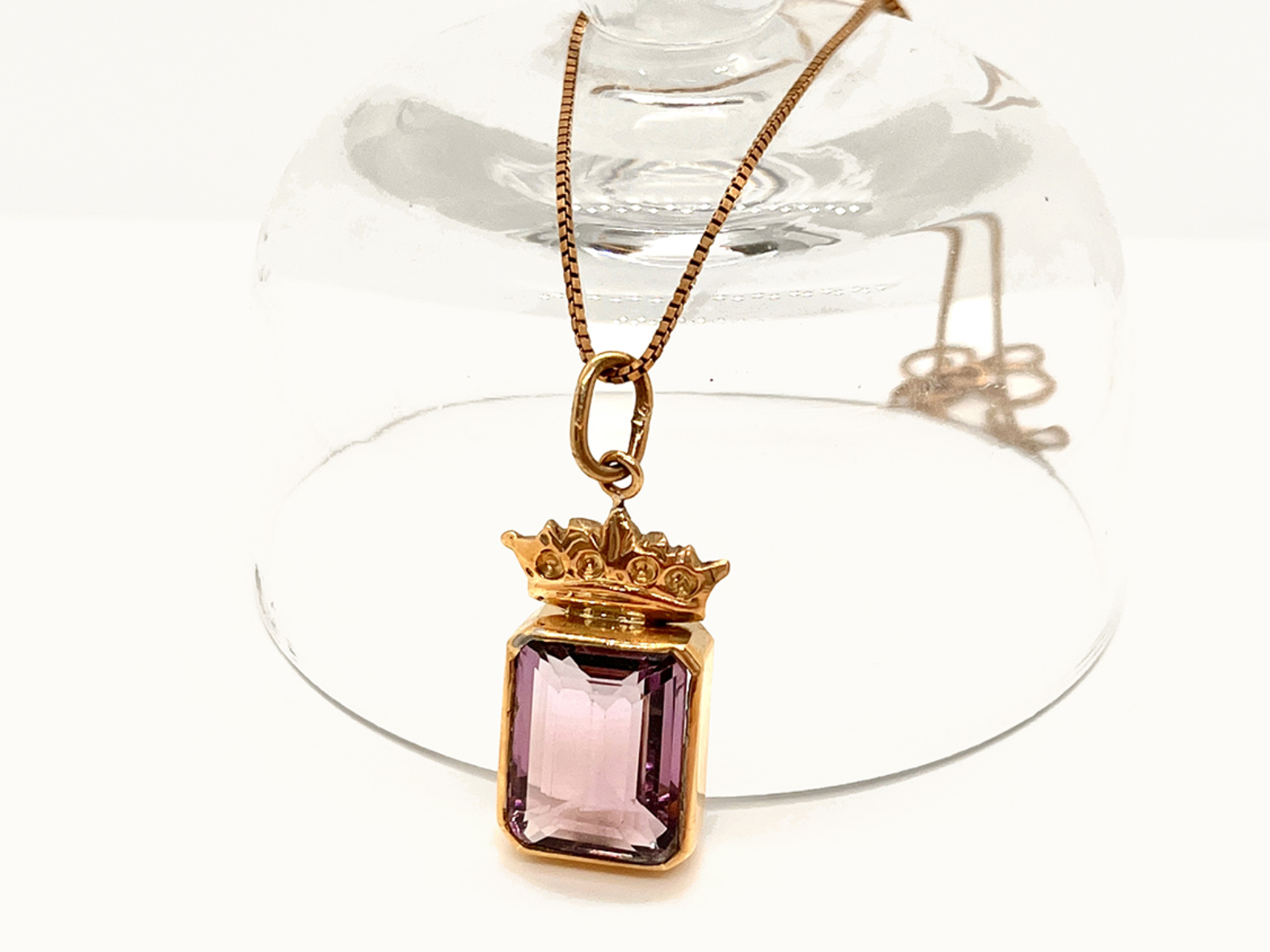 Halskjede i gult gull med amethyst